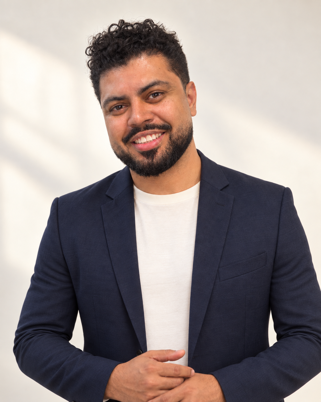 Reginaldo Filho em ambiente profissional